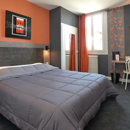 Hotel La Croix Blanche Тарб Экстерьер фото