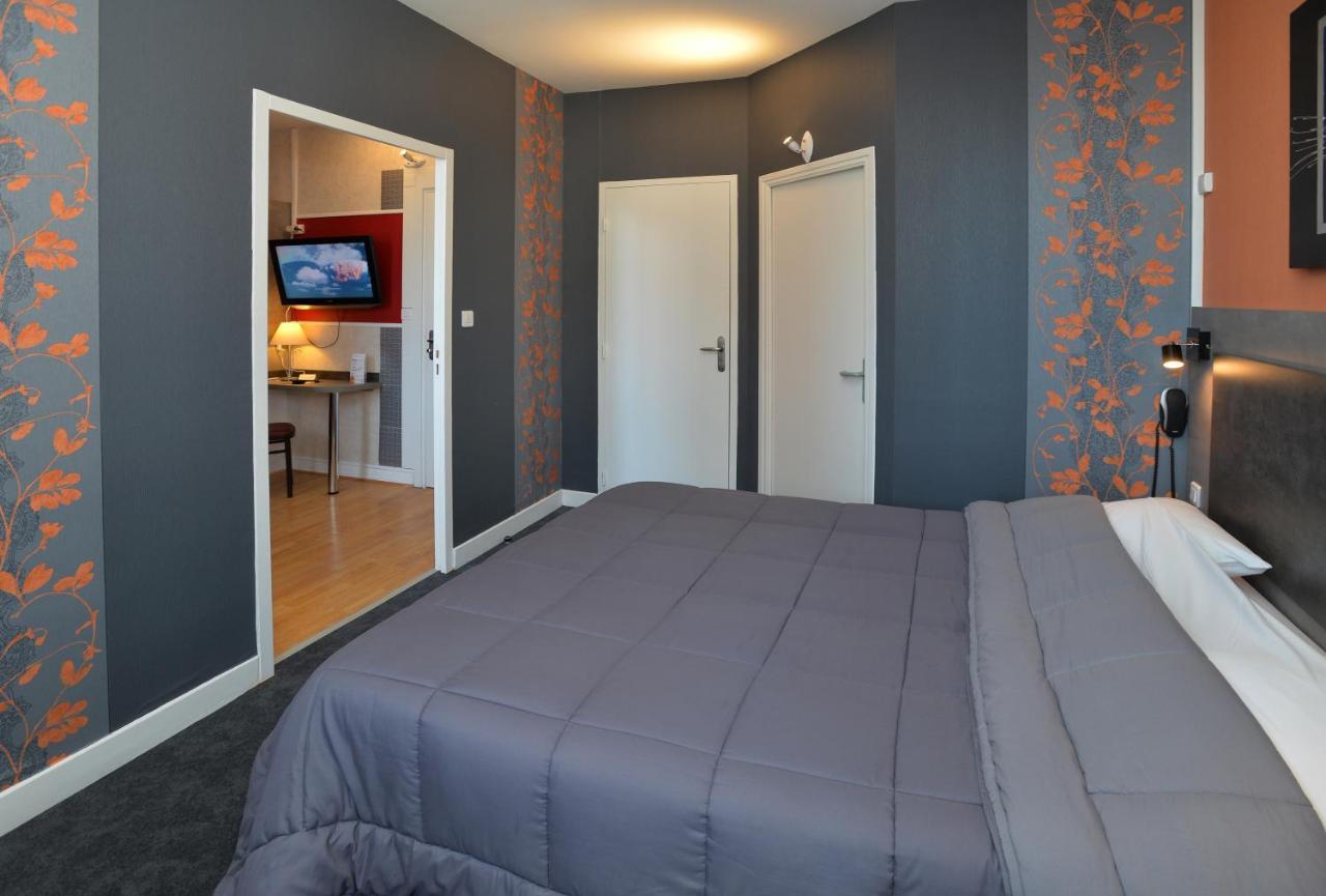Hotel La Croix Blanche Тарб Экстерьер фото