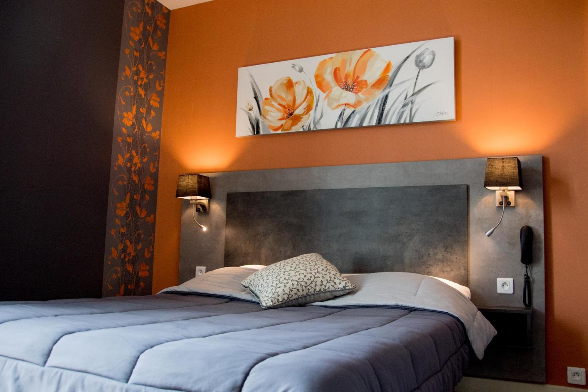 Hotel La Croix Blanche Тарб Экстерьер фото